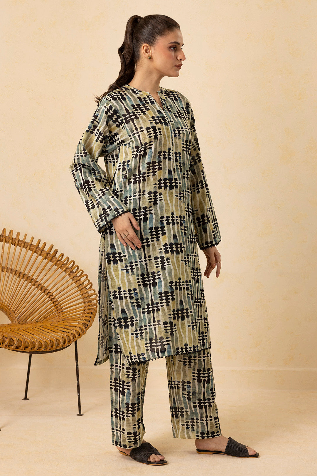 Kurta Trouser - 2850