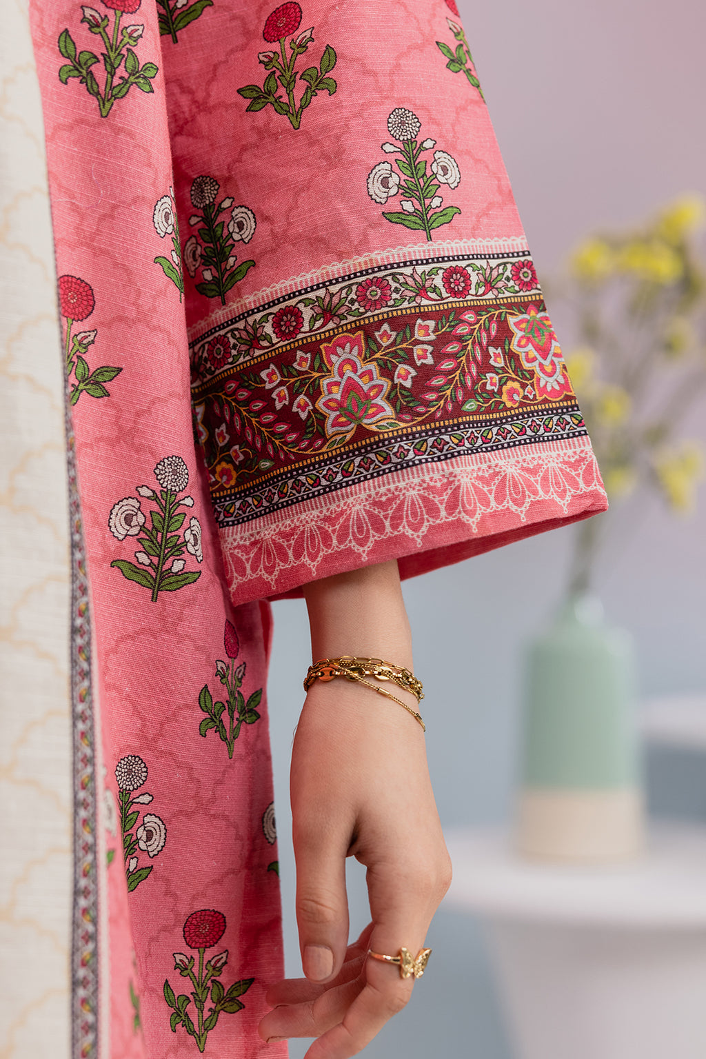 Embroidered Kurta Dupatta - 2859