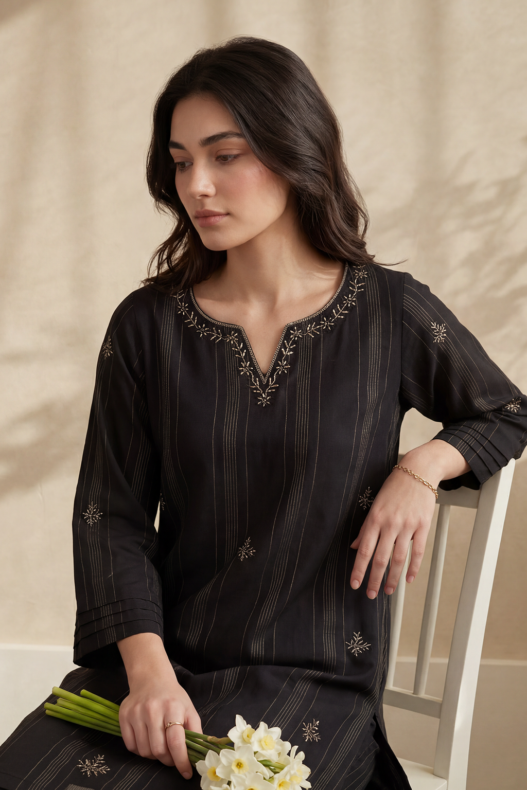 Embroidered Kurta Trouser - 2889