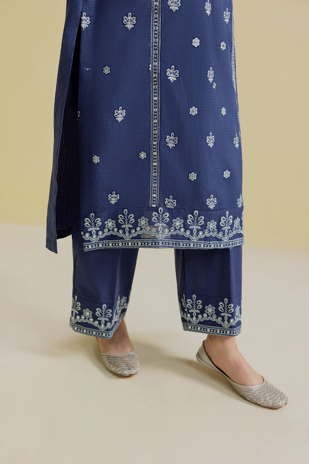 Embroidered Kurta Dupatta Trouser - 2560