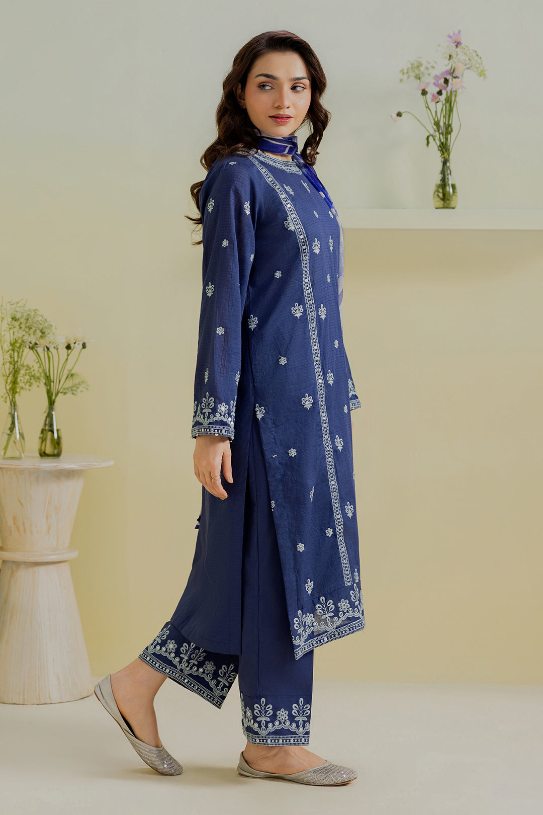 Embroidered Kurta Dupatta Trouser - 2560