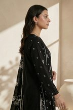 Embroidered Kurta Dupatta Trouser - 2581