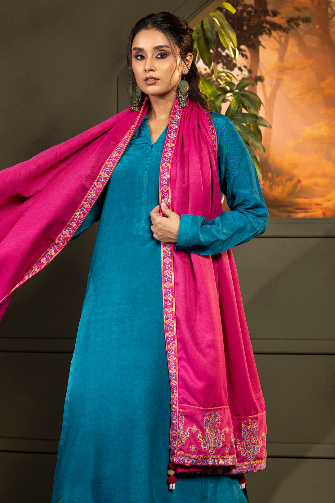 Embroidered Shawl - 0011