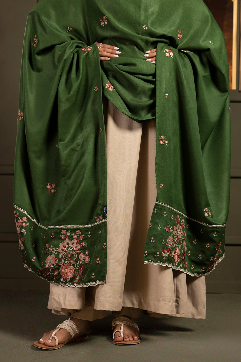 Embroidered Shawl - 0012