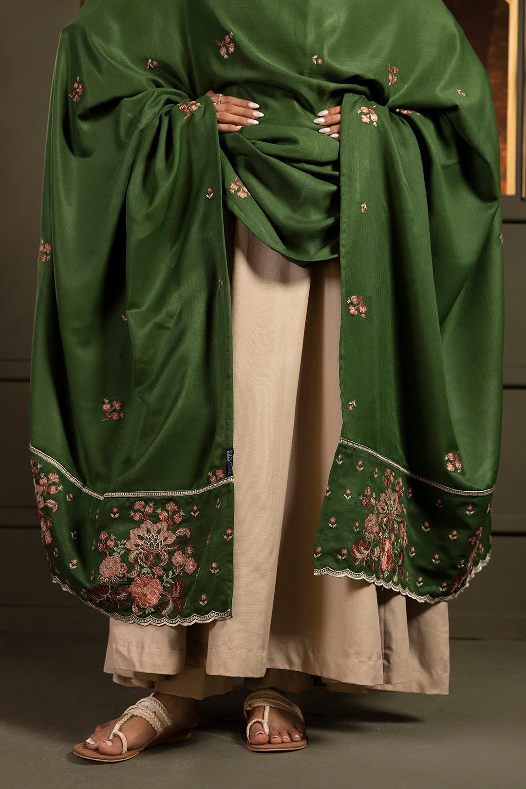 Embroidered Shawl - 0012