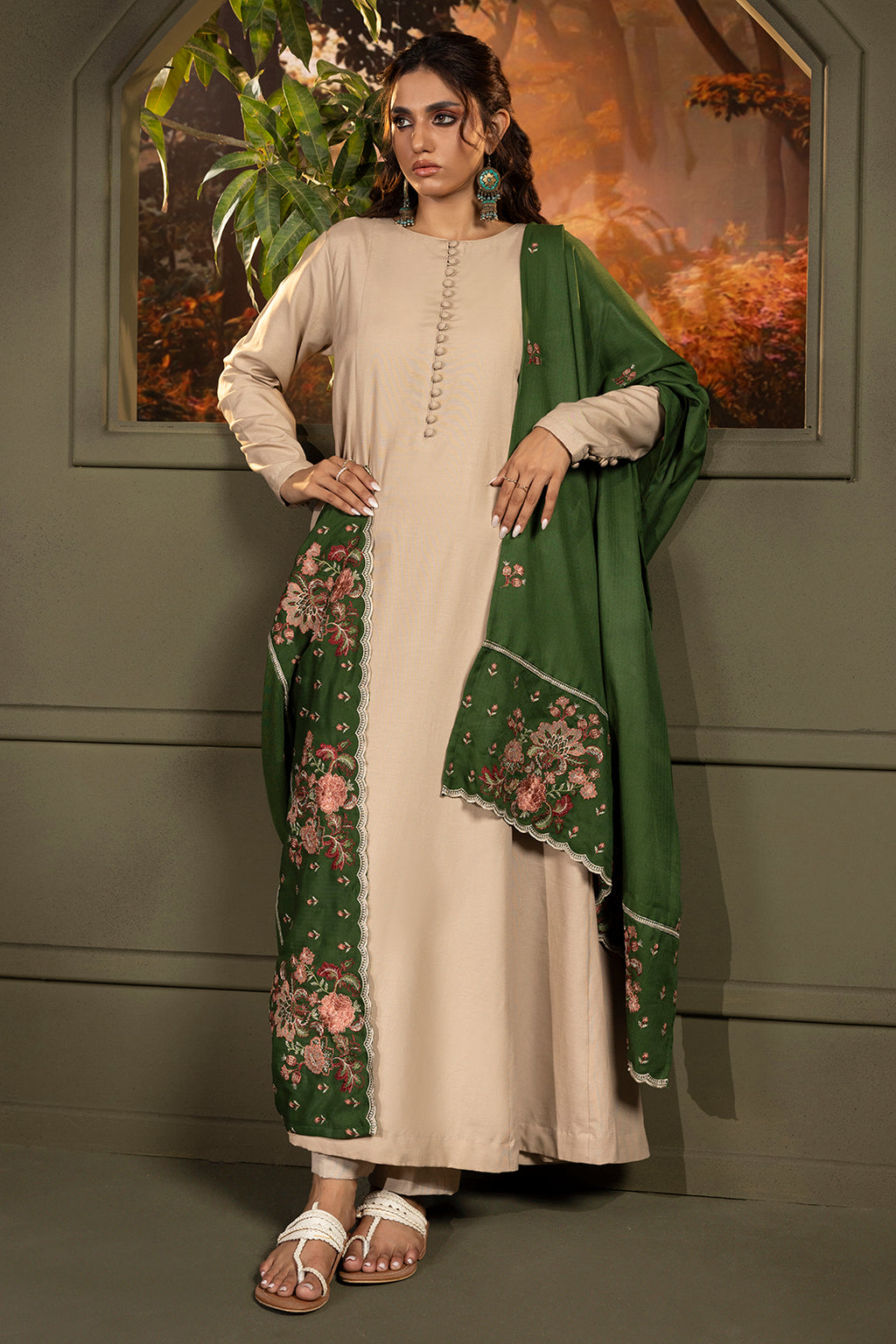 Embroidered Shawl - 0012