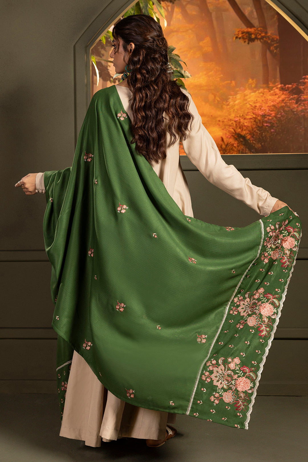 Embroidered Shawl - 0012