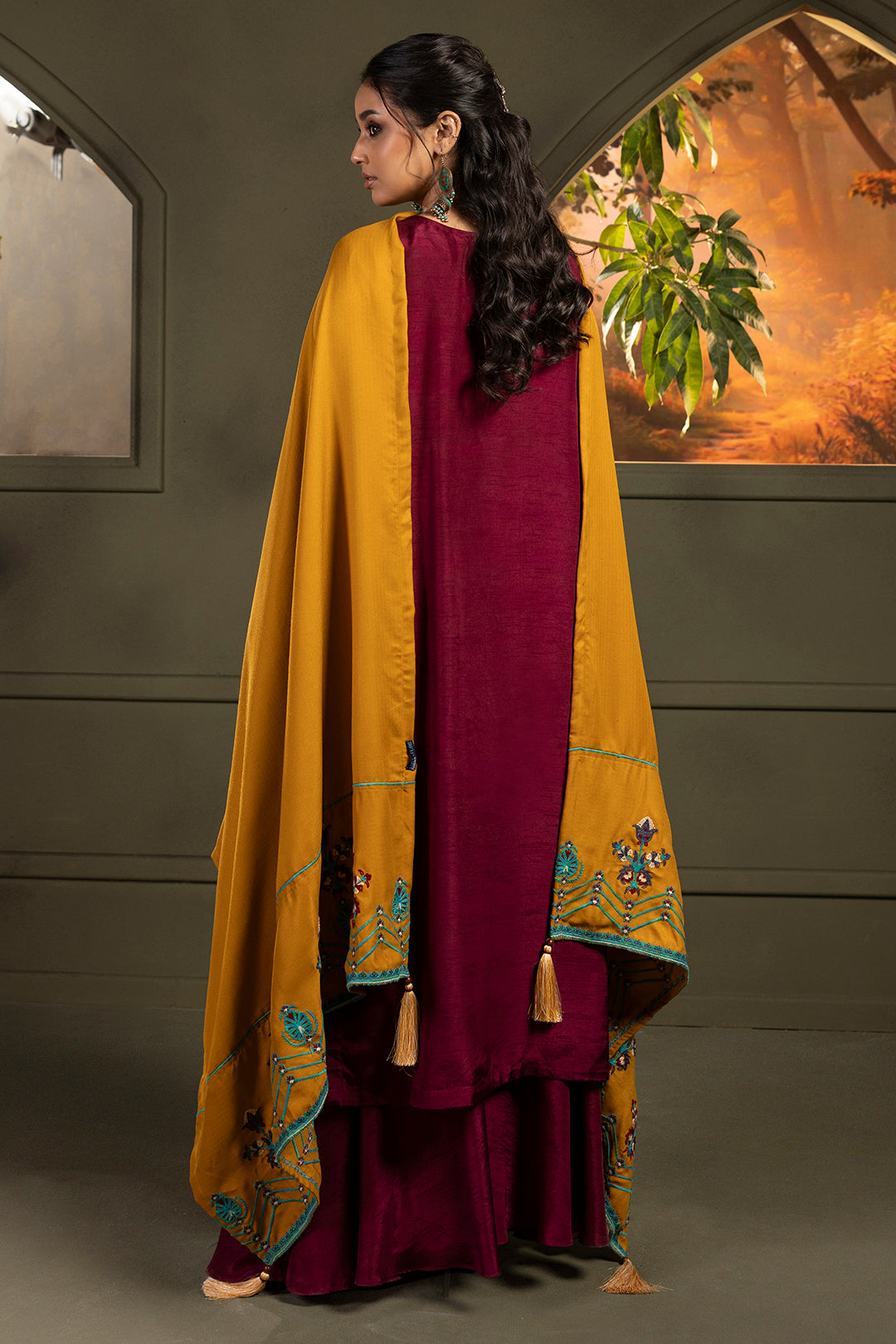 Embroidered Shawl - 0015