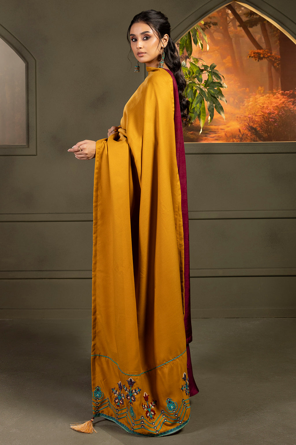 Embroidered Shawl - 0015