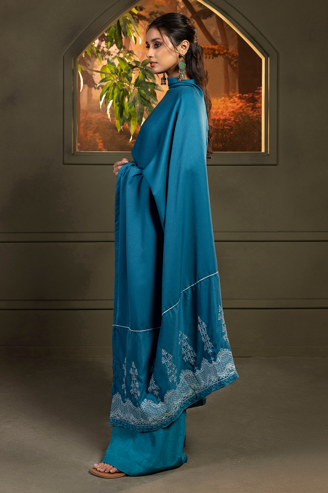 Embroidered Shawl - 0016
