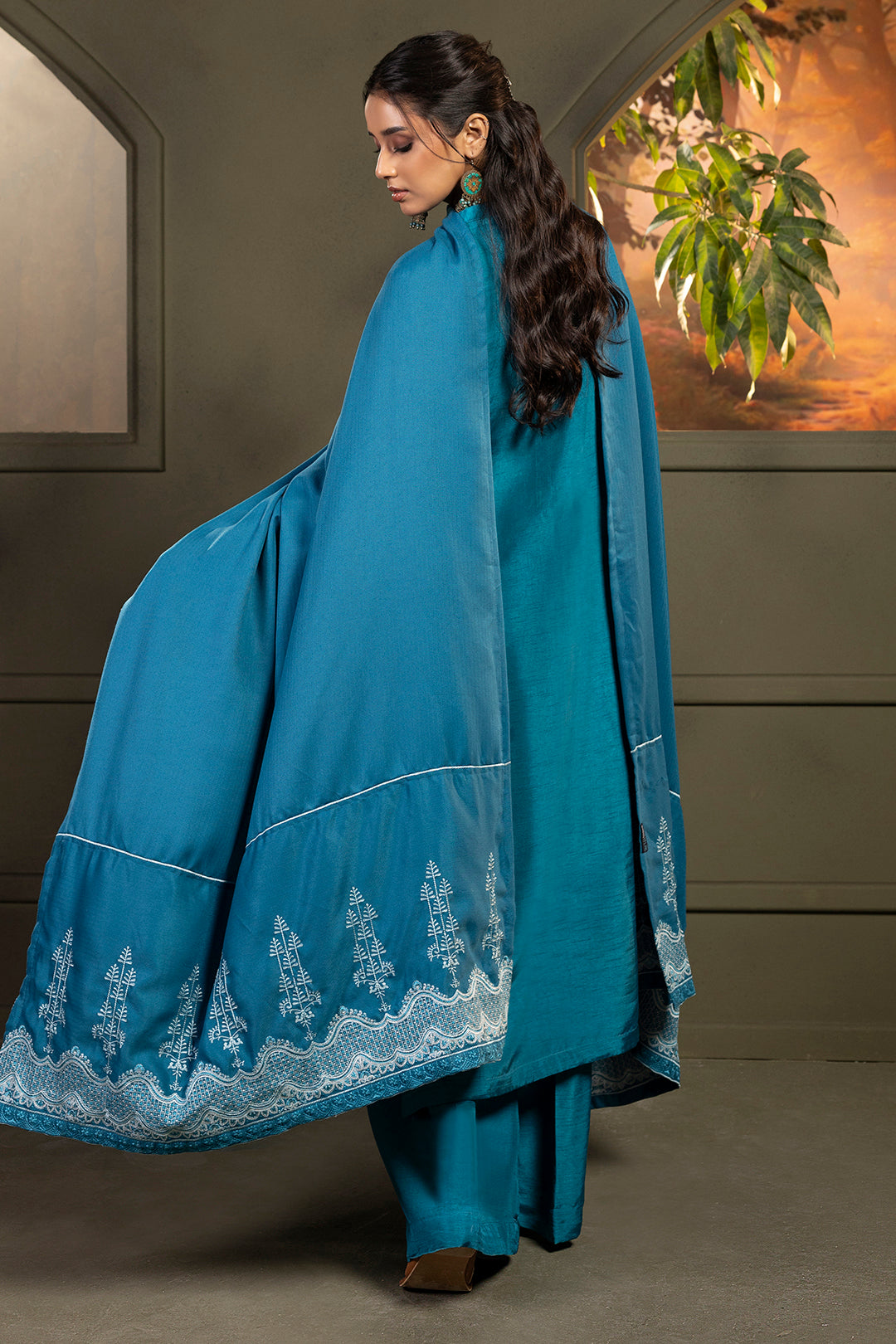 Embroidered Shawl - 0016
