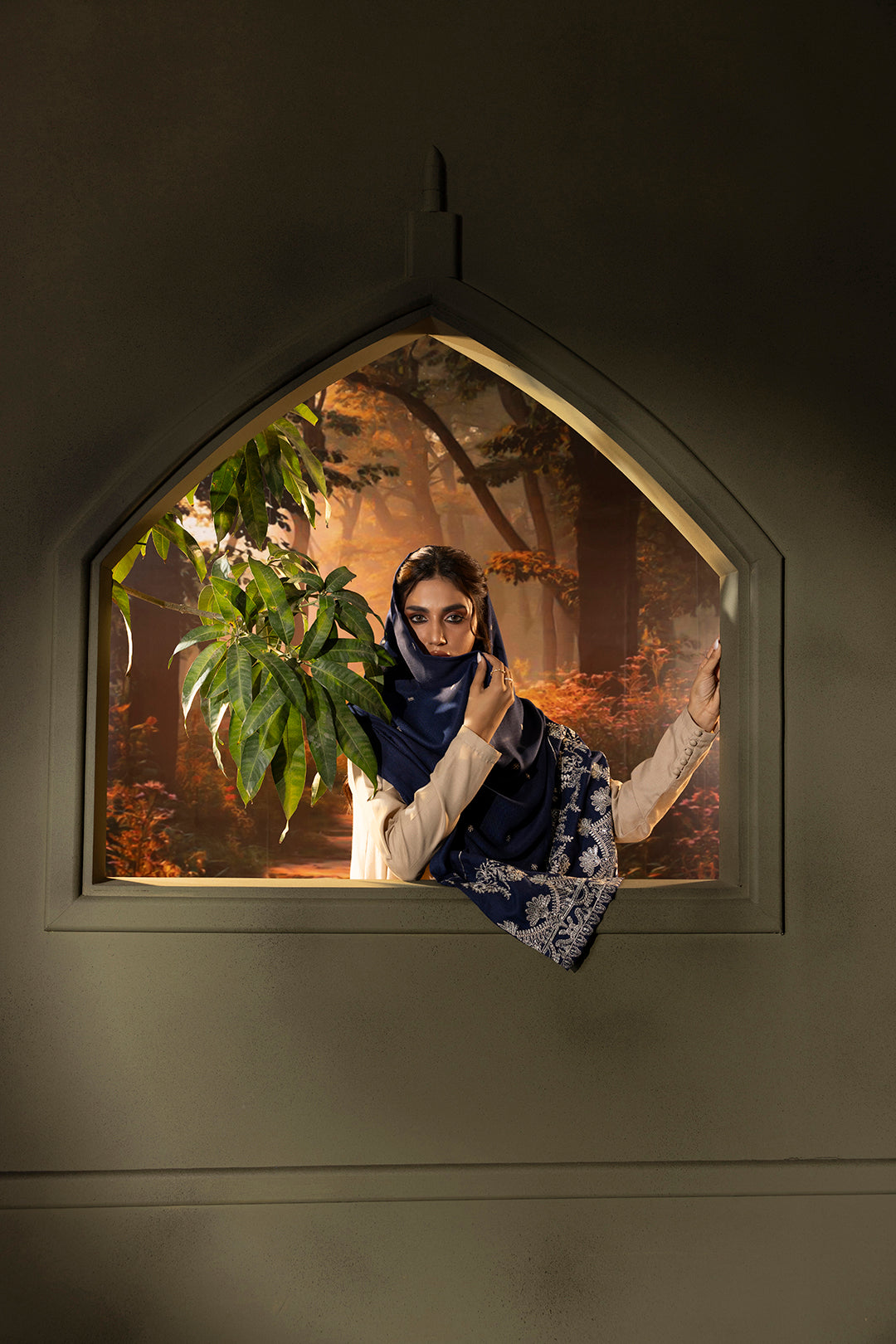 Embroidered Shawl - 0018