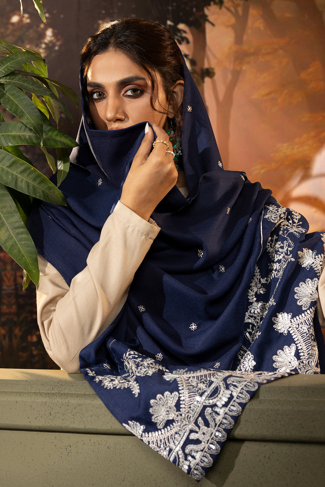 Embroidered Shawl - 0018