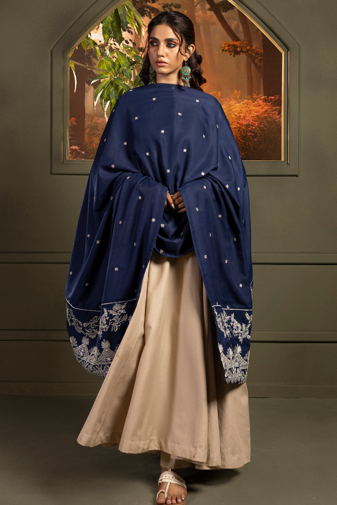 Embroidered Shawl - 0018