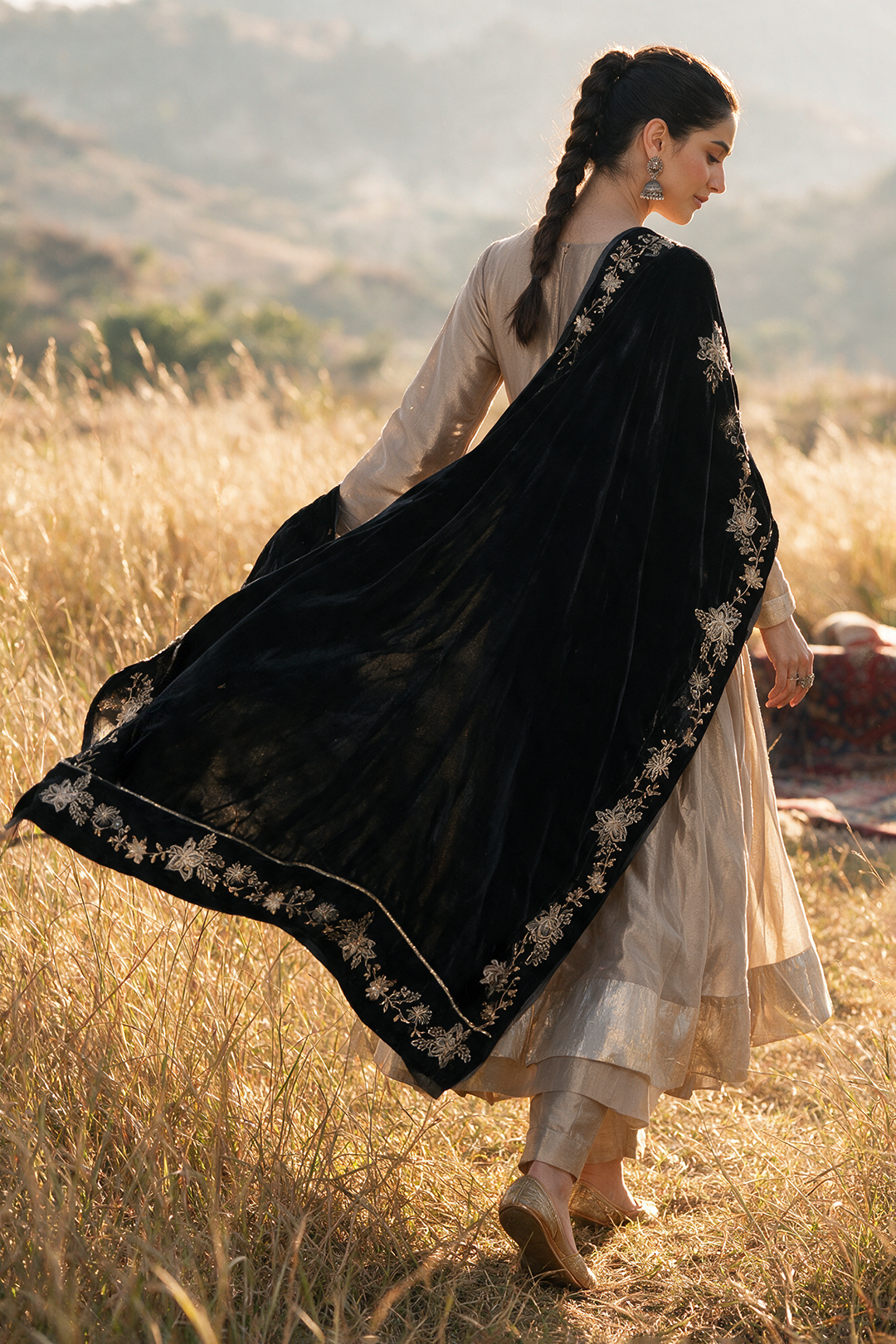 Sequin Shawl - 0004