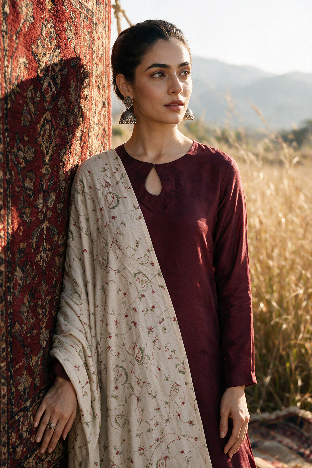Resham Embroidered Shawl - 0013