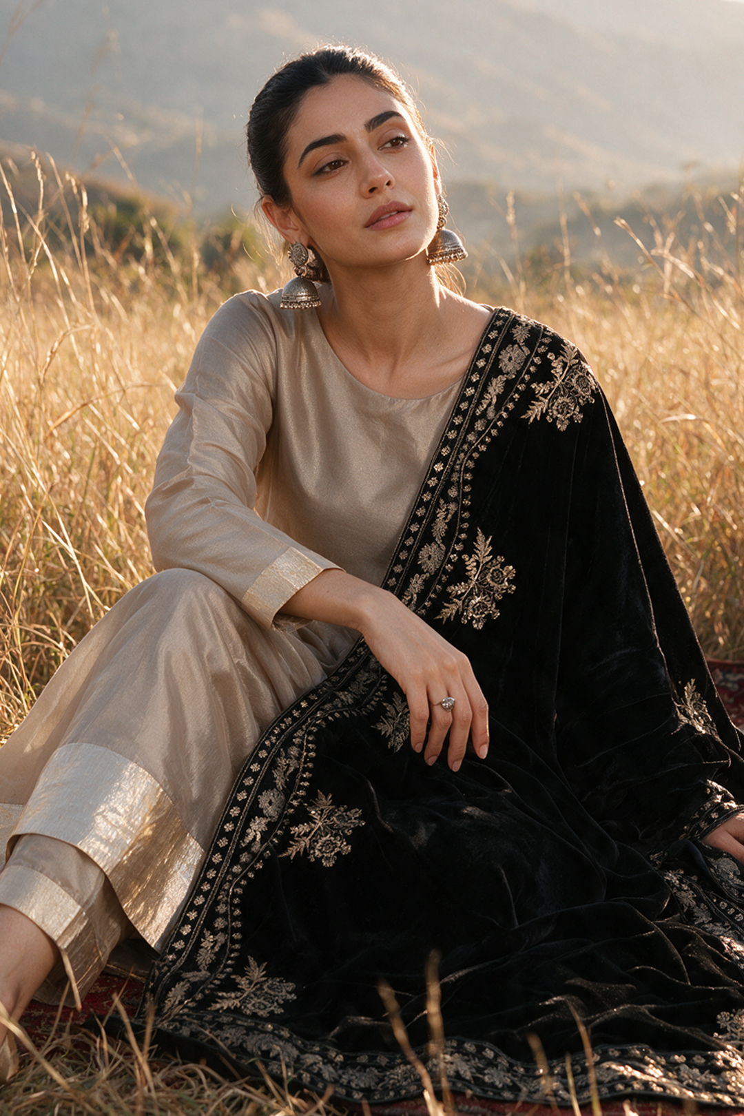 Sequin Shawl - 0031