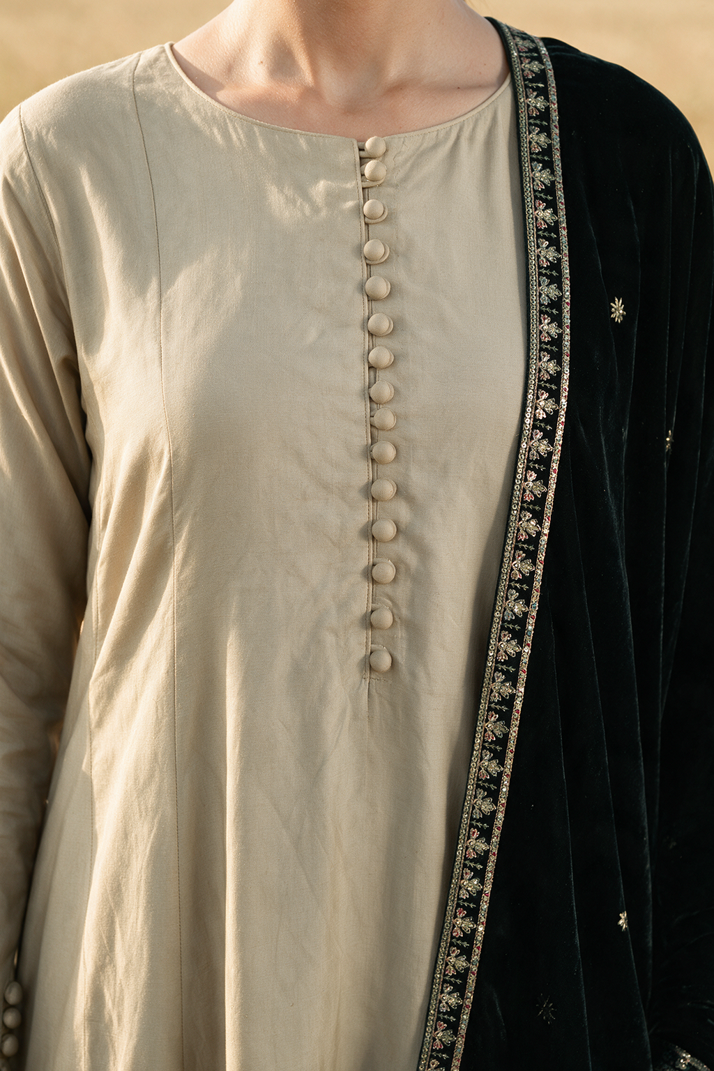 Sequin Shawl - 0033