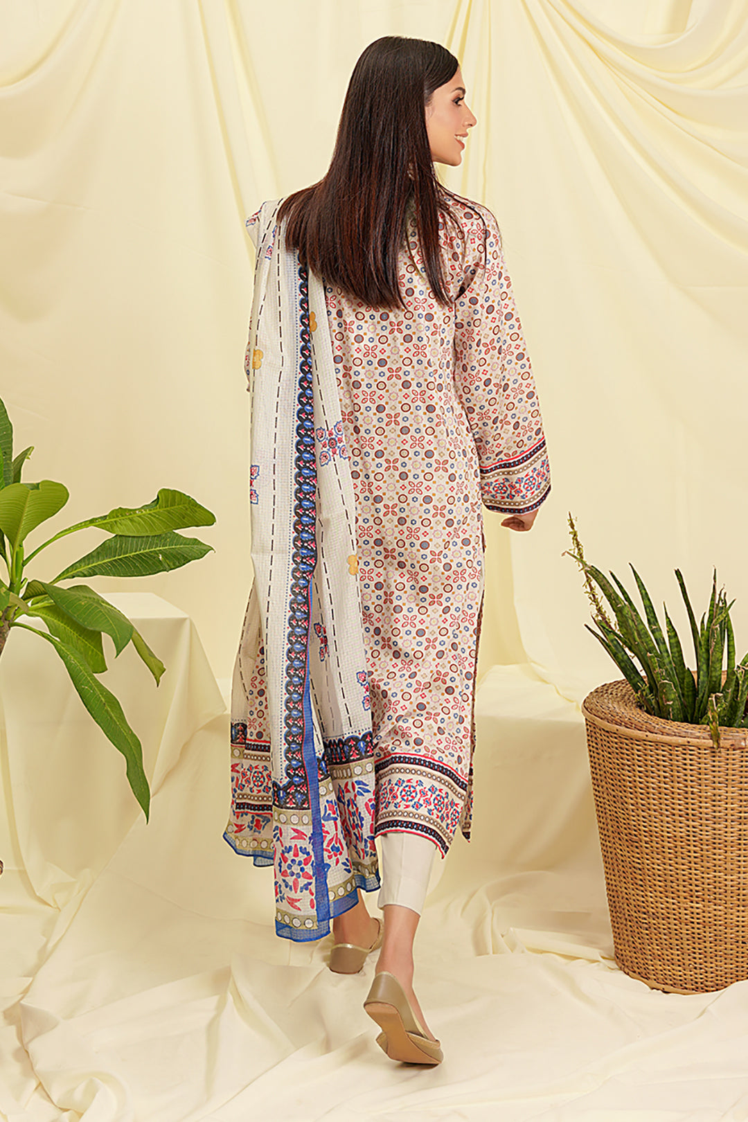 Embroidered Shirt Shalwar Dupatta - 0458