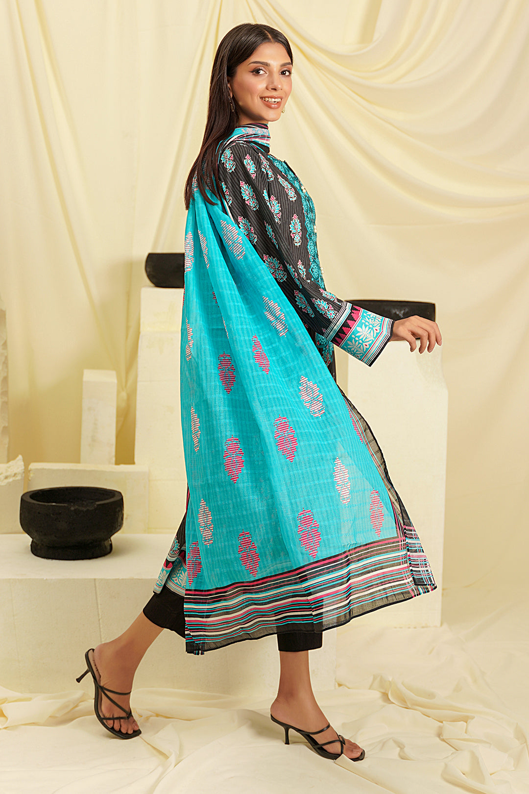 Embroidered Shirt Shalwar Dupatta - 0689