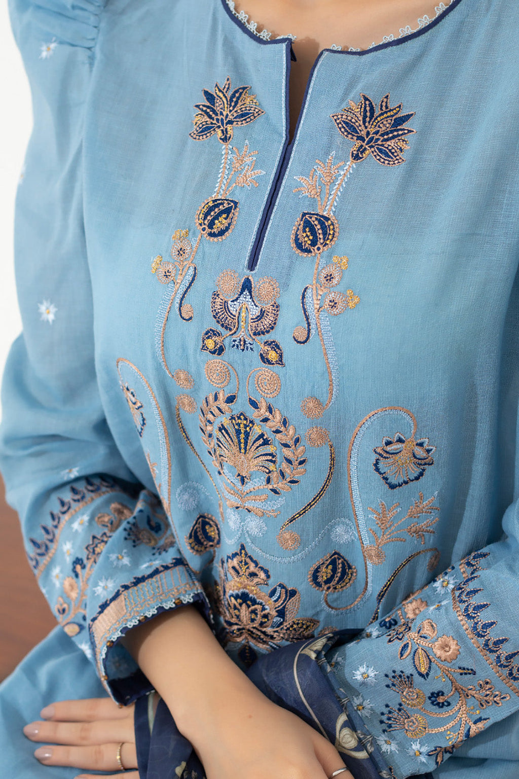 Embroidered Shirt Shalwar Dupatta - 0649
