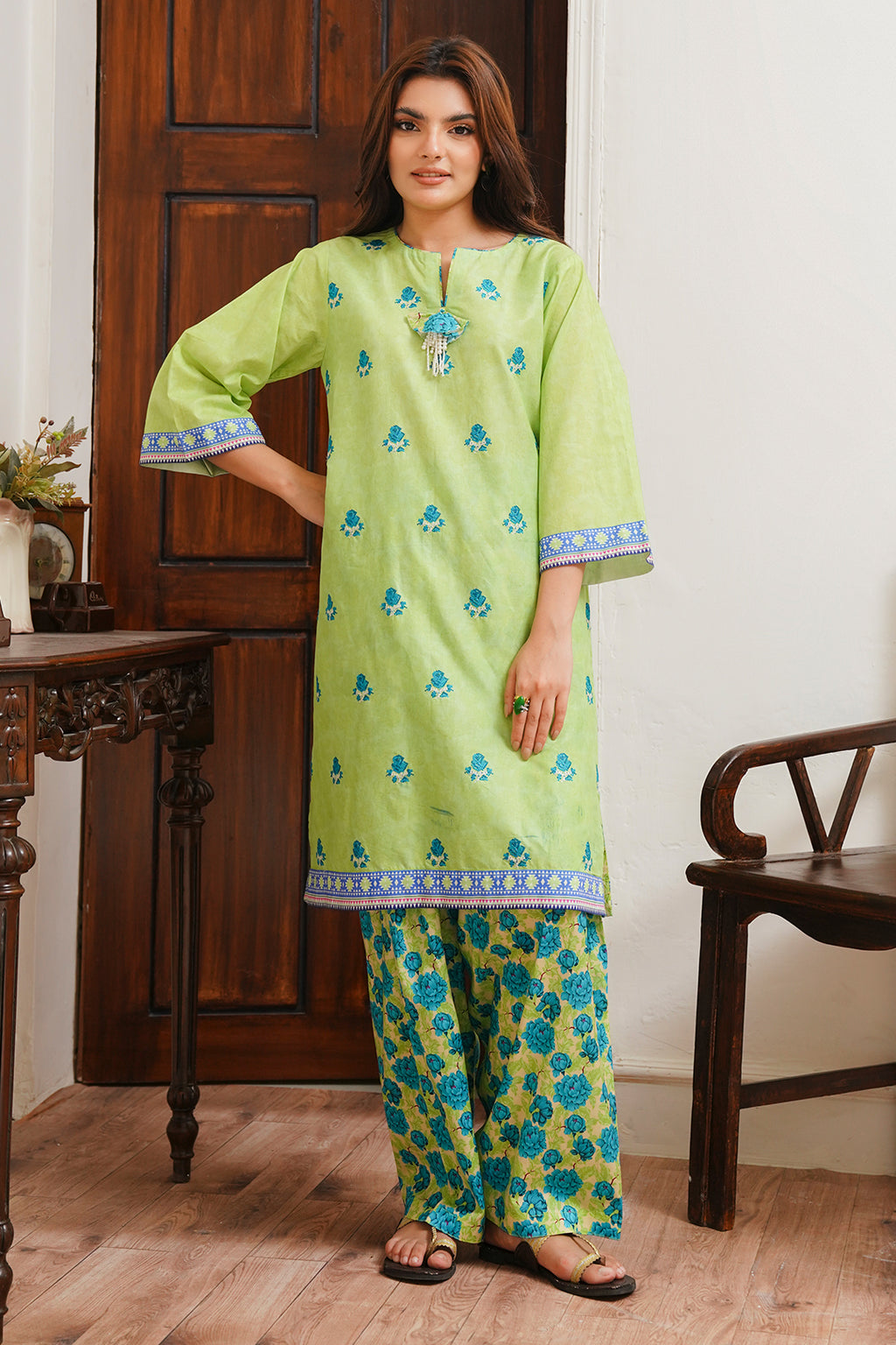 Embroidered Shirt Shalwar - 0023