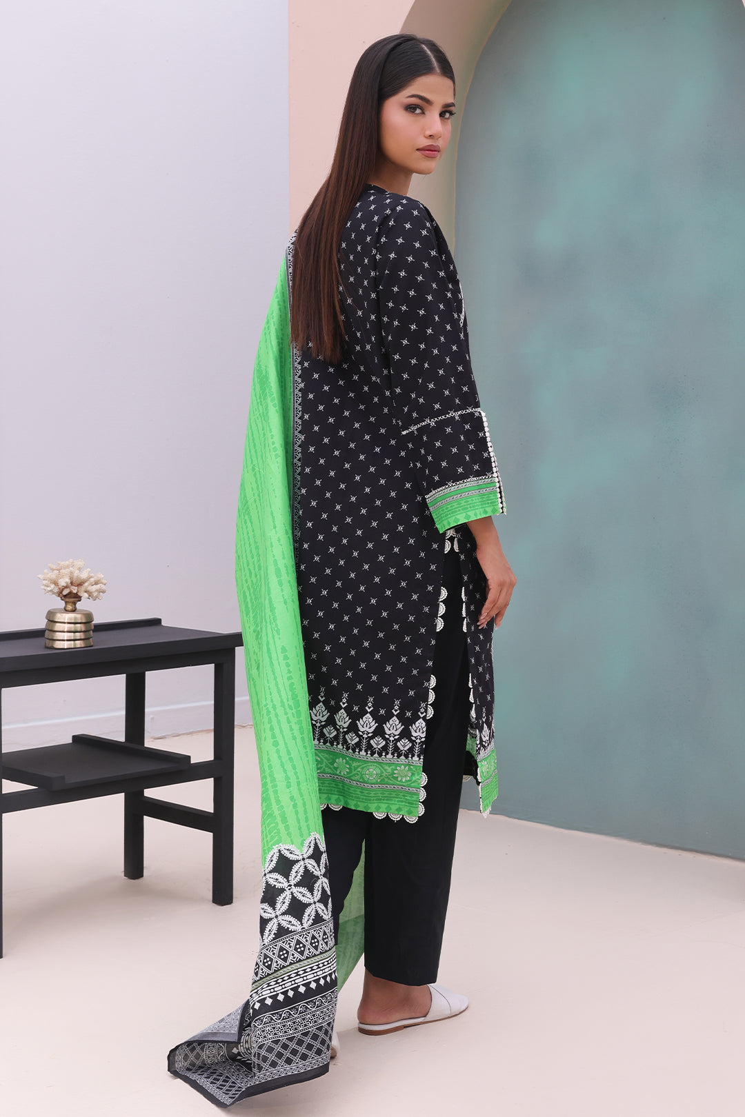 Embroidered Shirt Dupatta - 0027