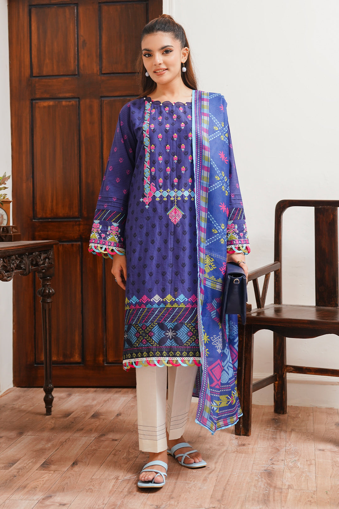 Embroidered Shirt Dupatta - 0108