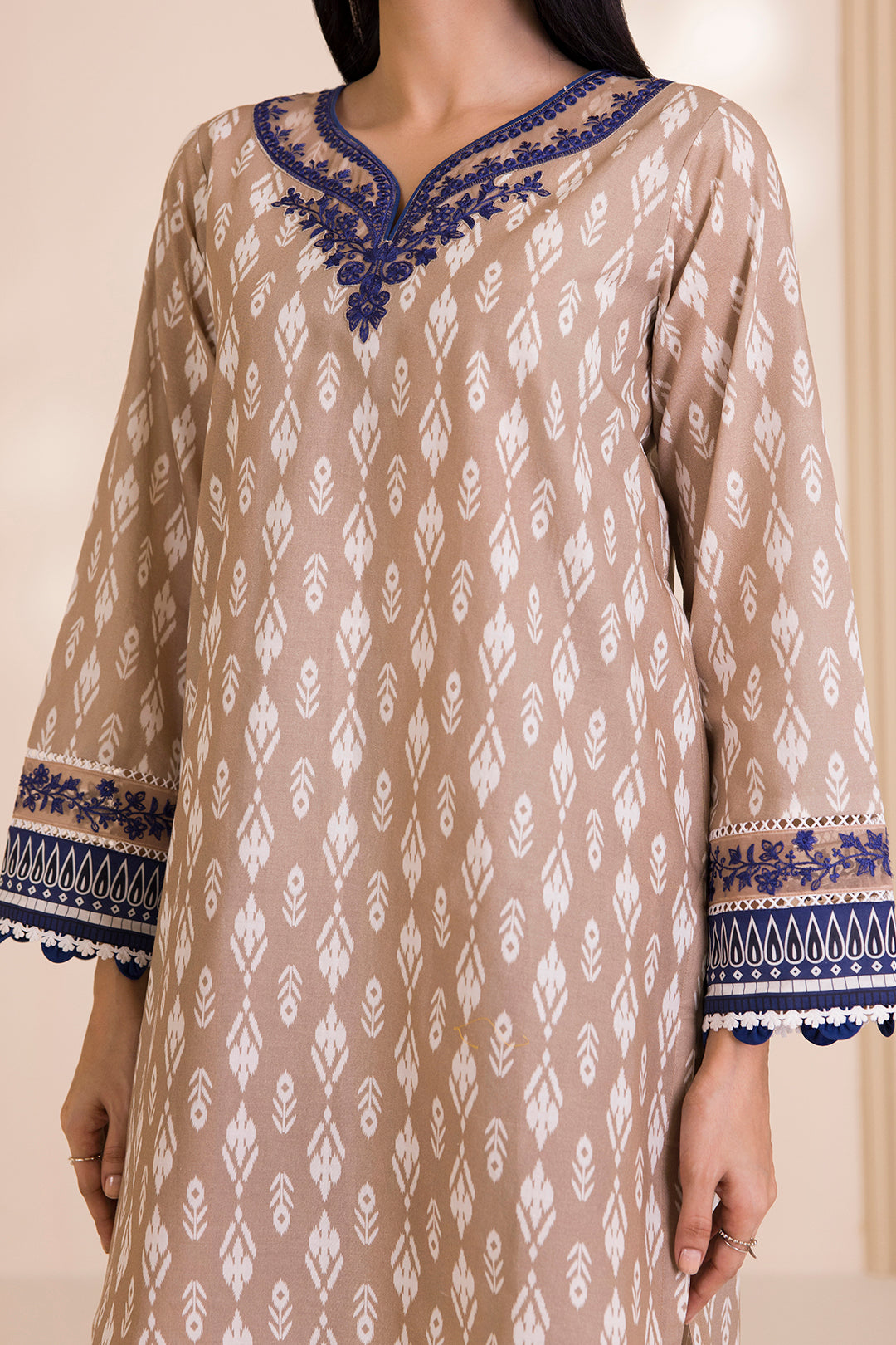 Embroidered Shirt Shalwar - 0016