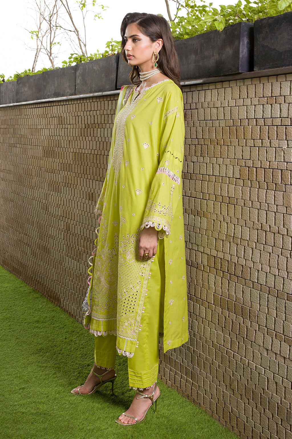 Embroidered Shirt Shalwar Dupatta - 0081