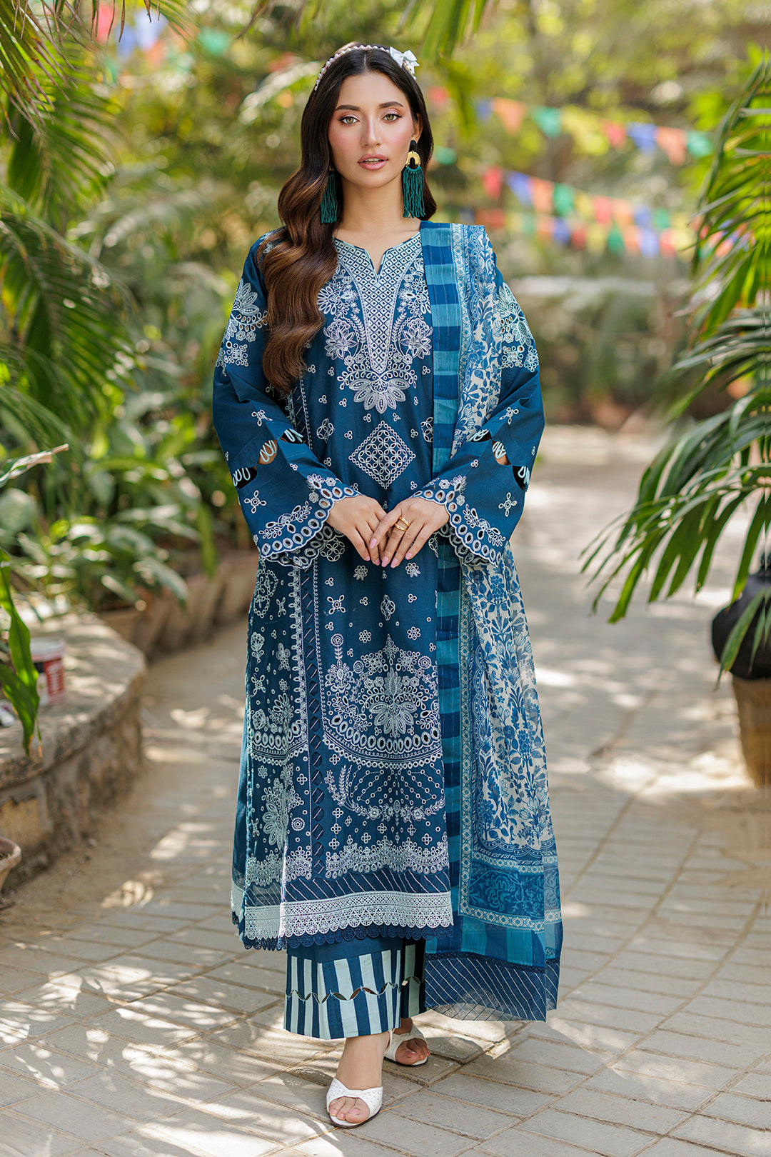 Embroidered Shirt Shalwar Dupatta - 4016