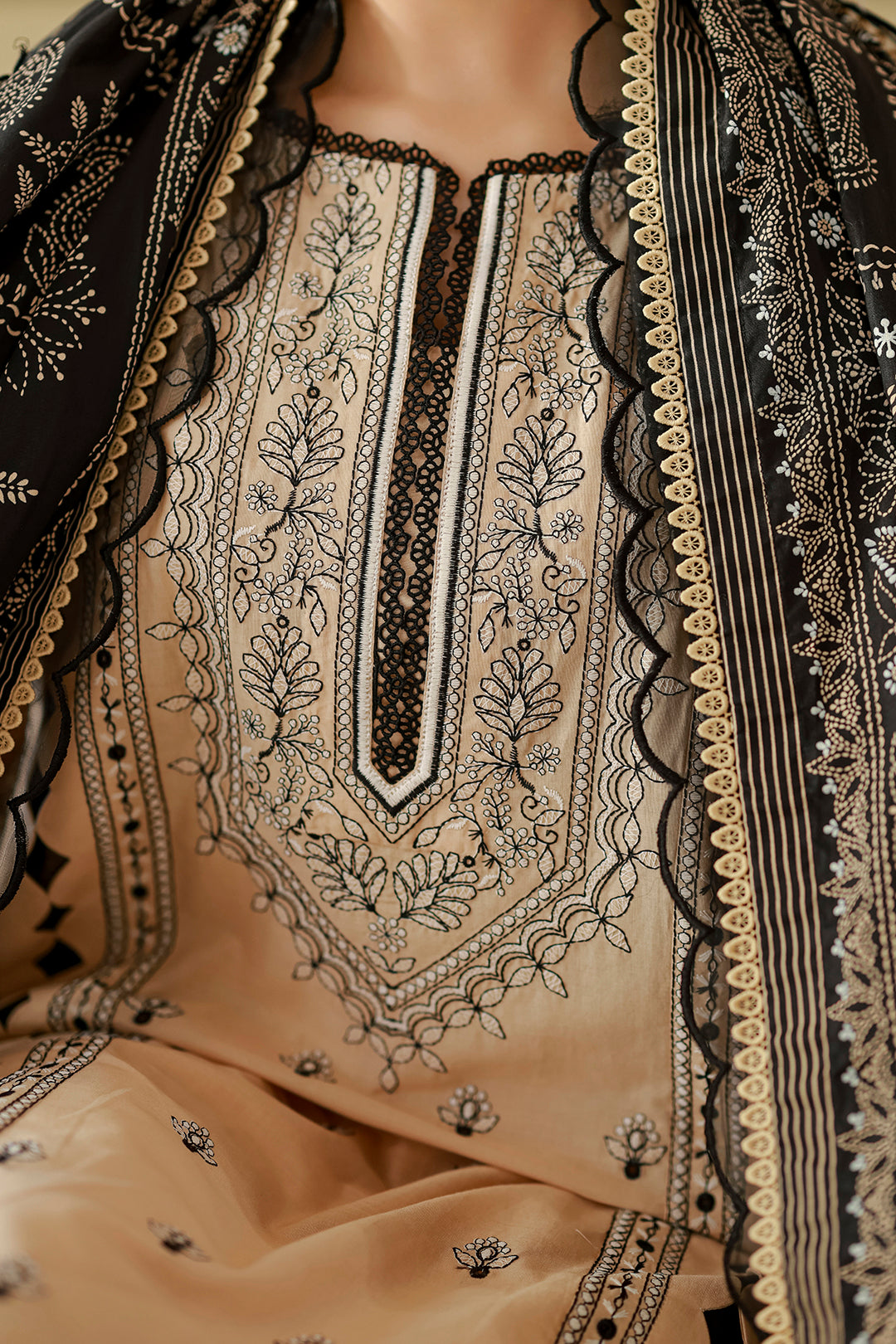 Embroidered Shirt Shalwar Dupatta - 4047