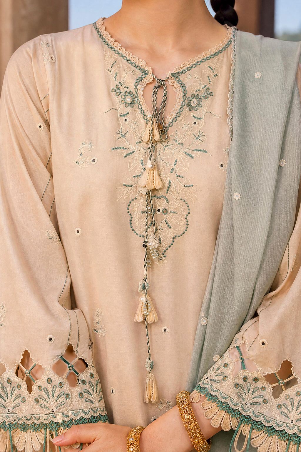 Embroidered Shirt Shalwar Dupatta - 4070