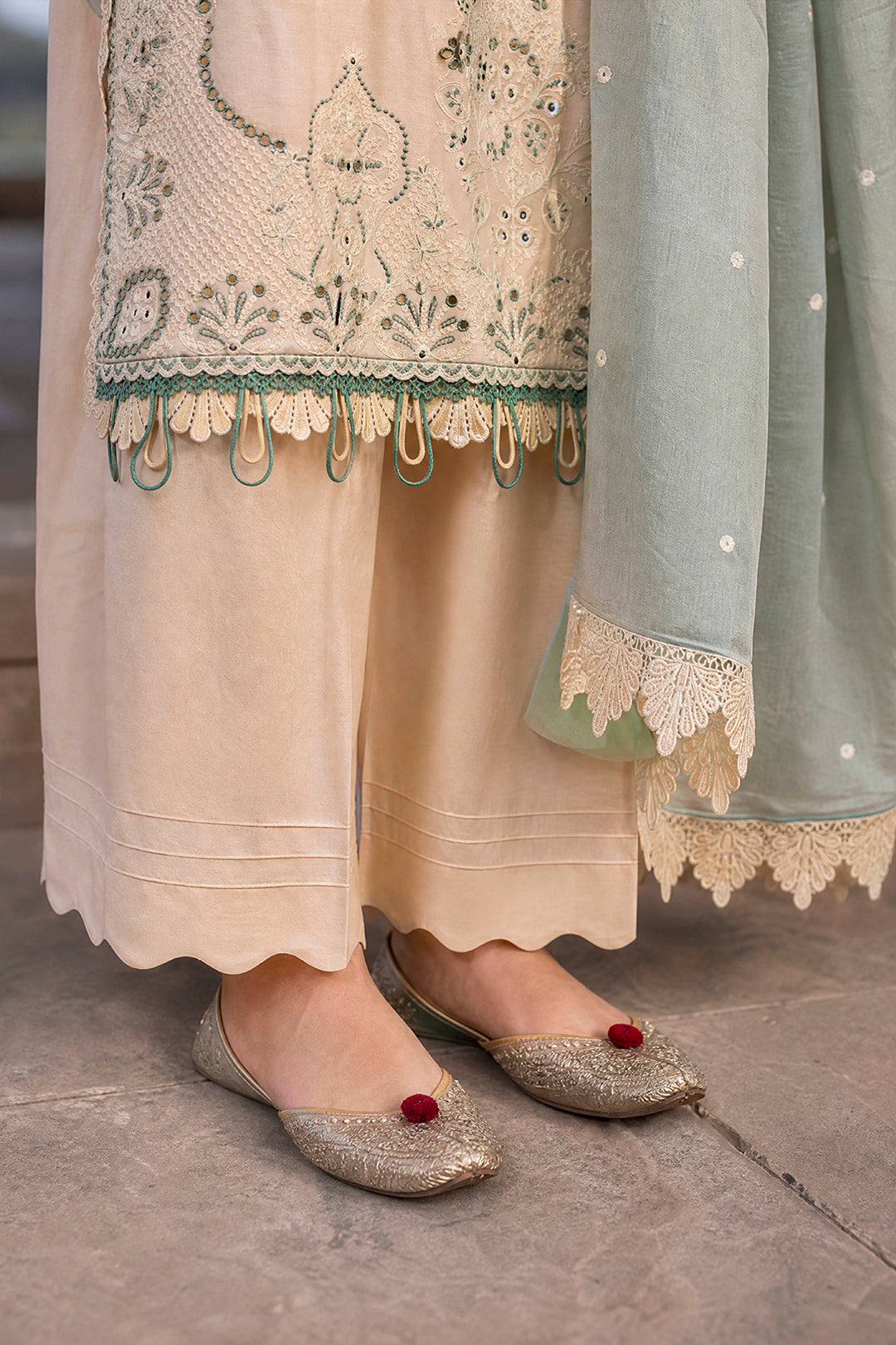 Embroidered Shirt Shalwar Dupatta - 4070