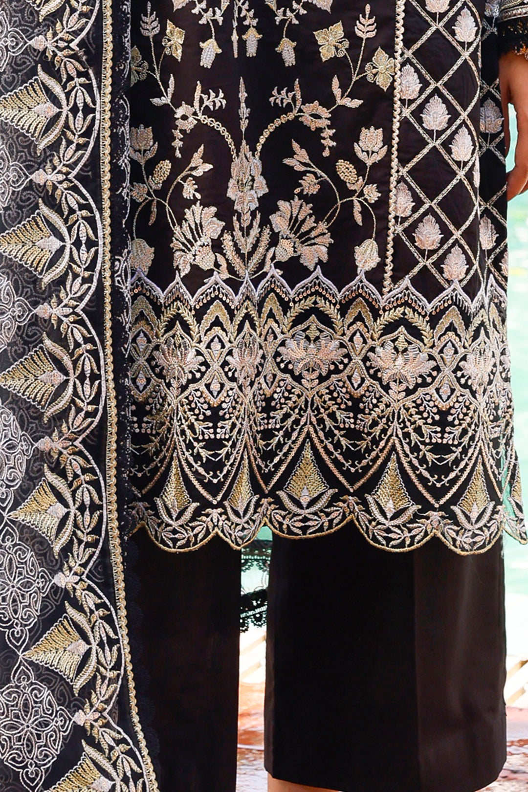 Embroidered Shirt Shalwar Dupatta - 0286