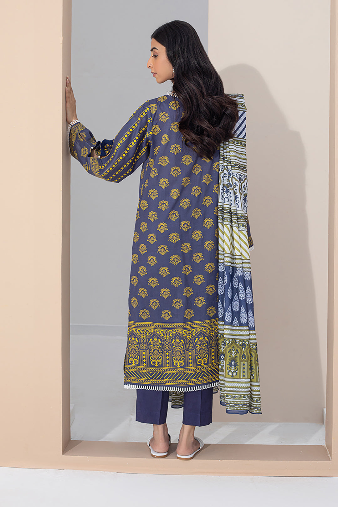 Embroidered Shirt Dupatta - 0315