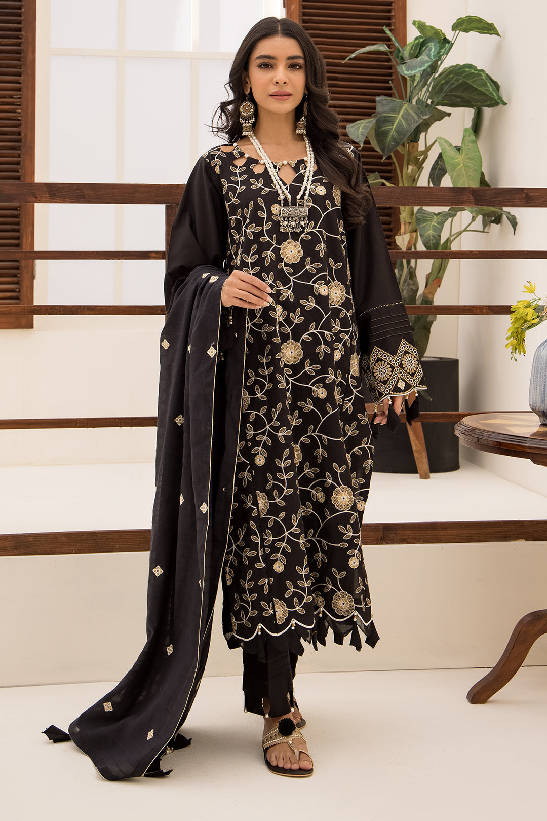 Embroidered Shirt Shalwar Dupatta - 0192