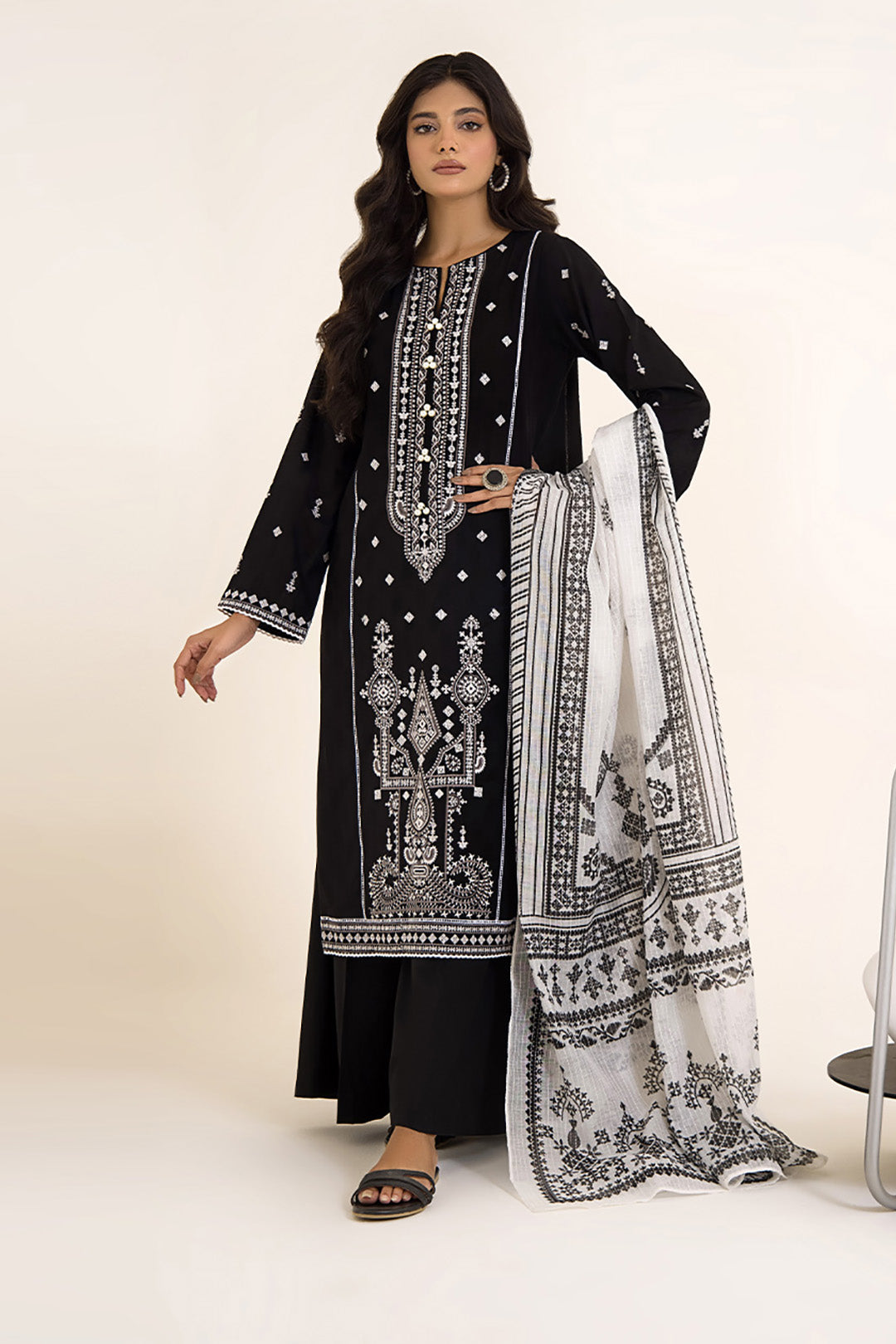 Embroidered Shirt Shalwar Dupatta - 0493