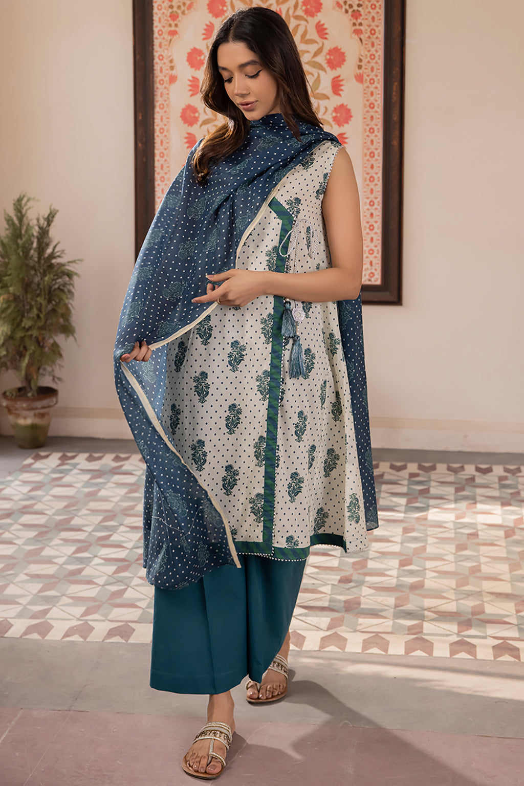 Shirt Shalwar Dupatta - 1064