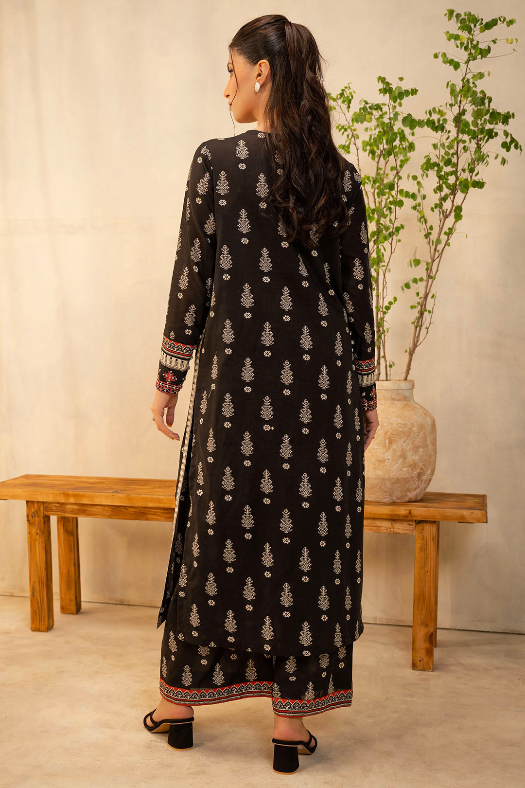 Embroidered Shirt Shalwar - 0018