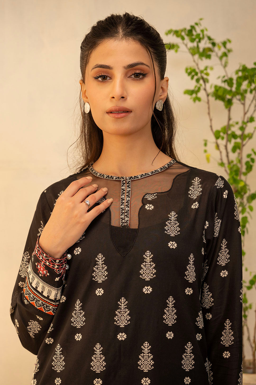 Embroidered Shirt Shalwar - 0018