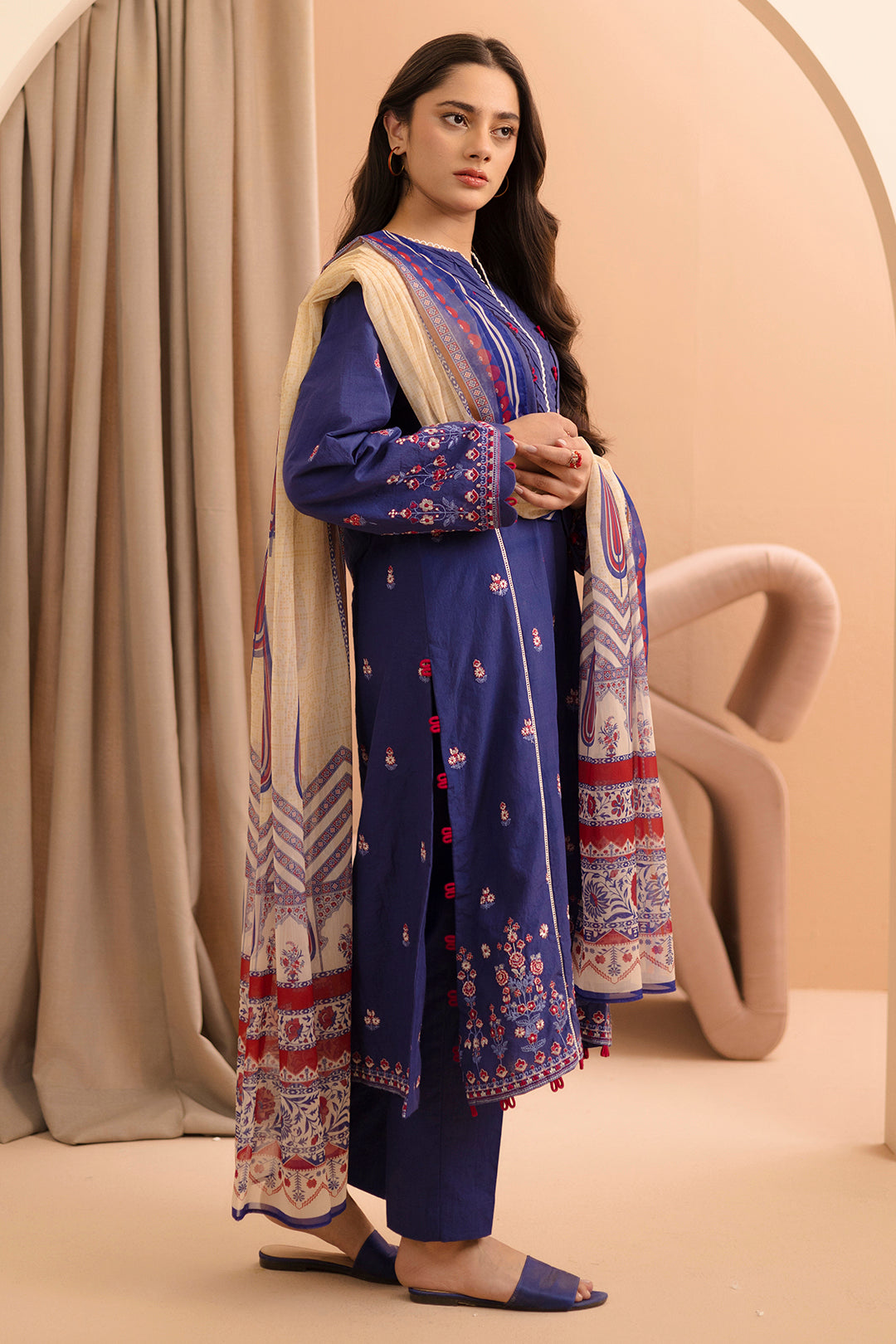 Embroidered Shirt Shalwar Dupatta - 0070