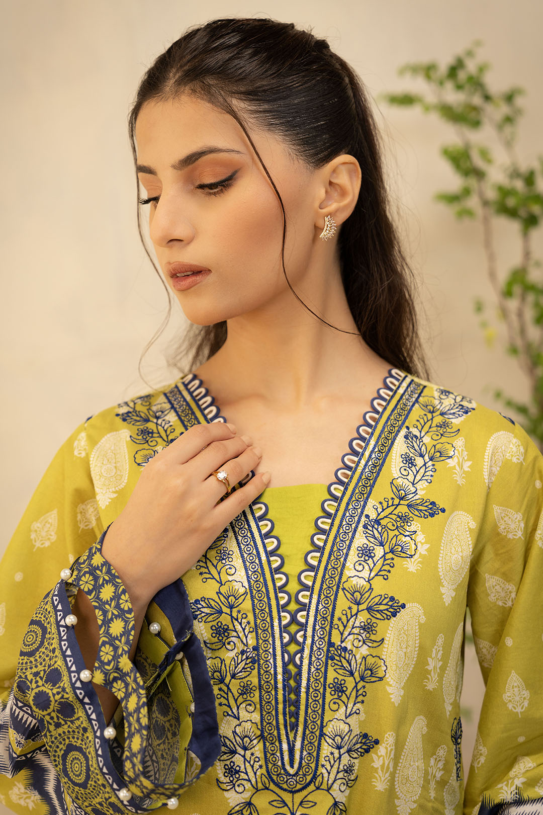 Embroidered Shirt Shalwar Dupatta - 0140