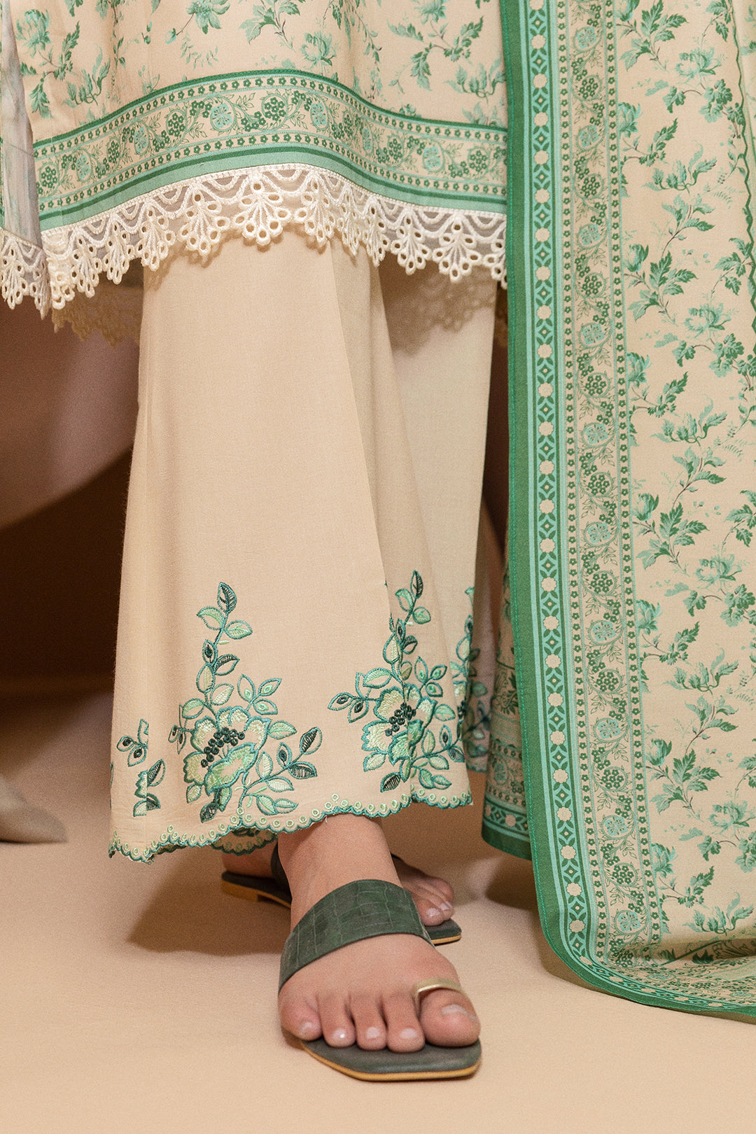 Embroidered Shirt Shalwar Dupatta - 0211