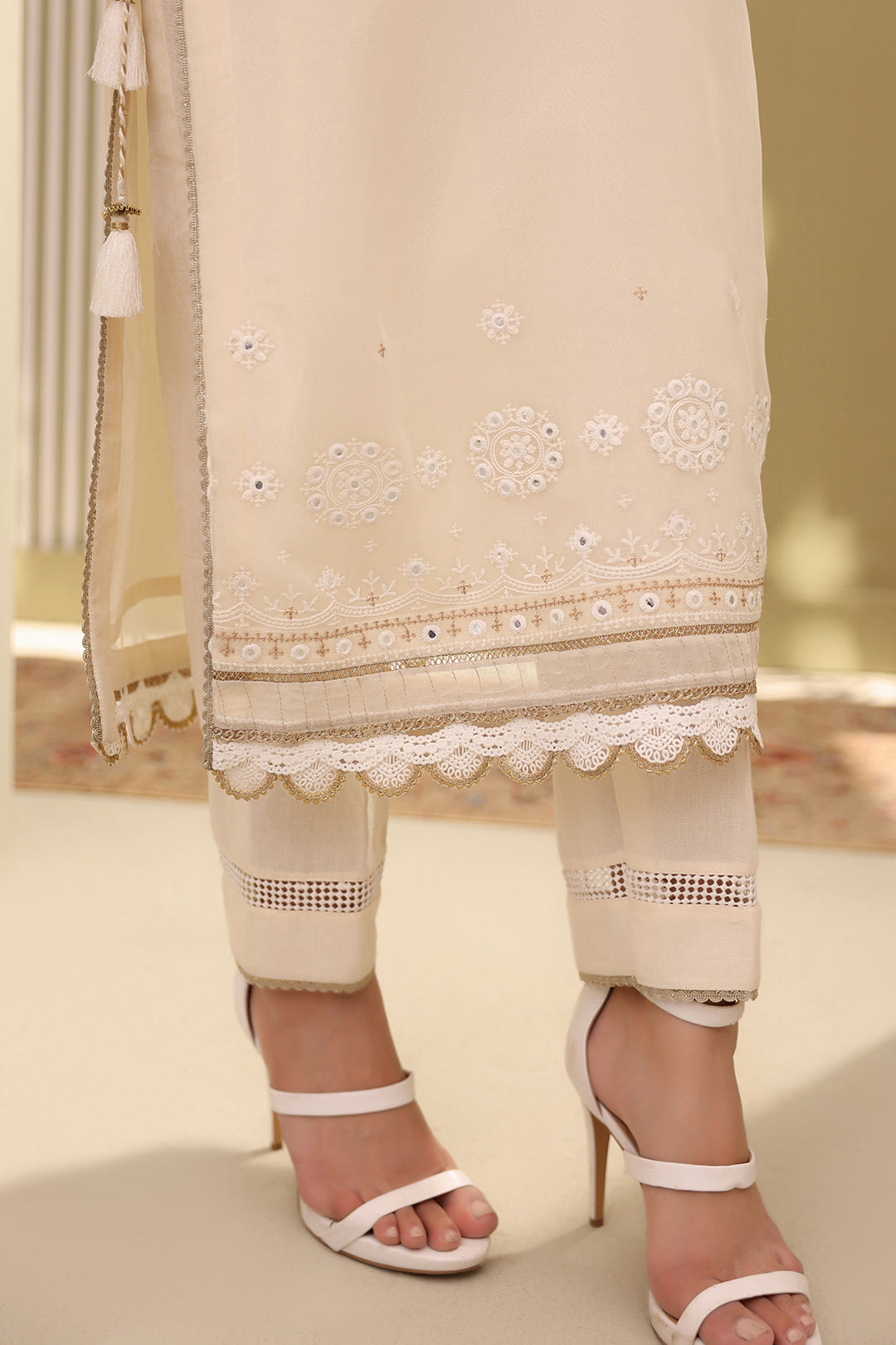 Embroidered Shirt Shalwar Dupatta - 0282