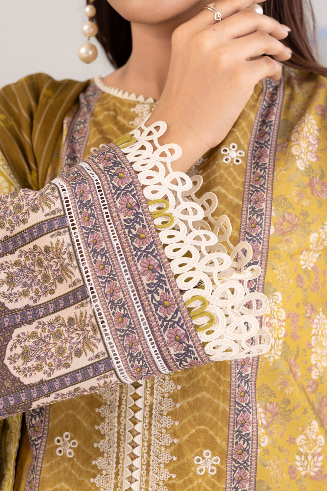 Embroidered Shirt Shalwar Dupatta - 0342