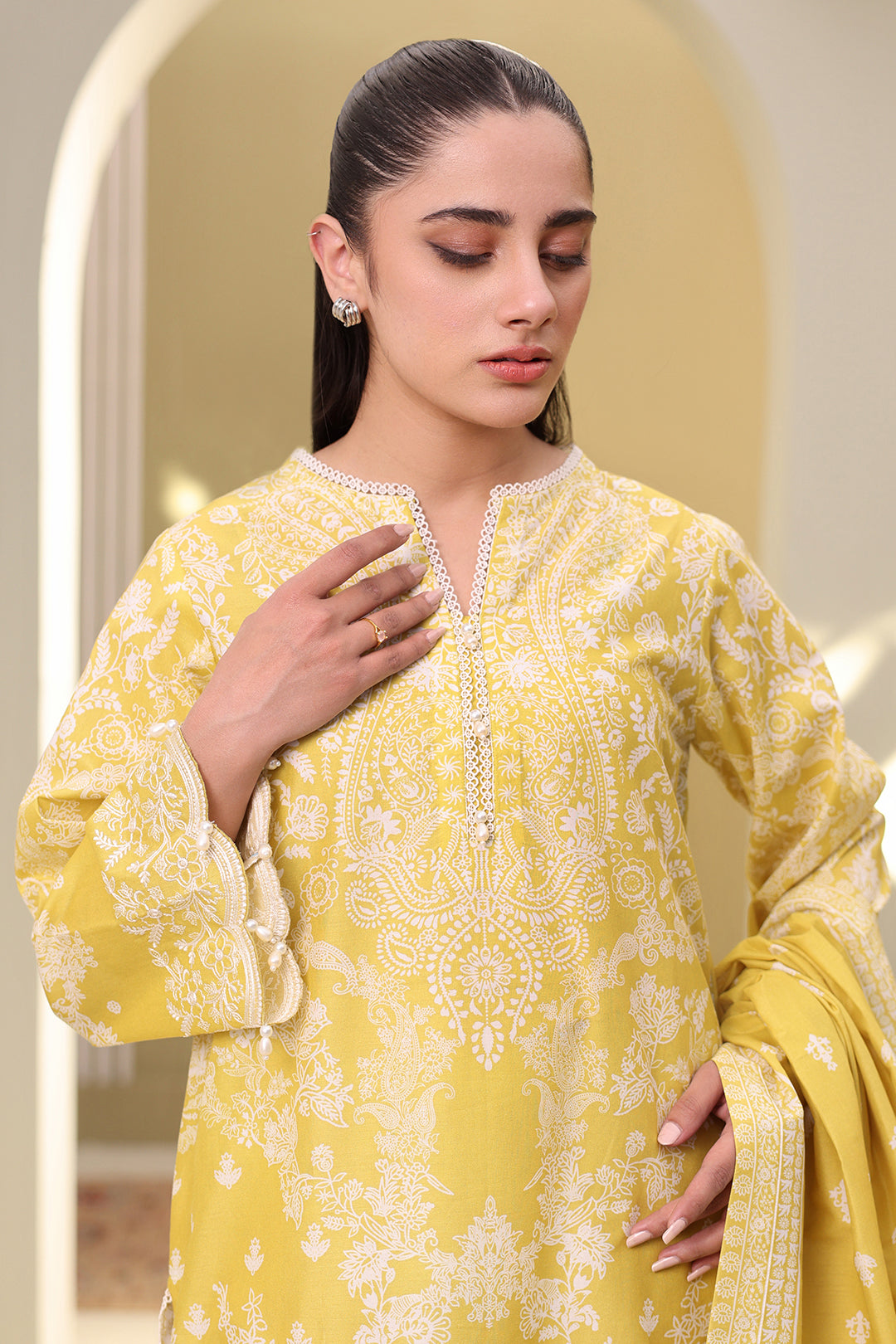 Embroidered Shirt Shalwar Dupatta - 0400