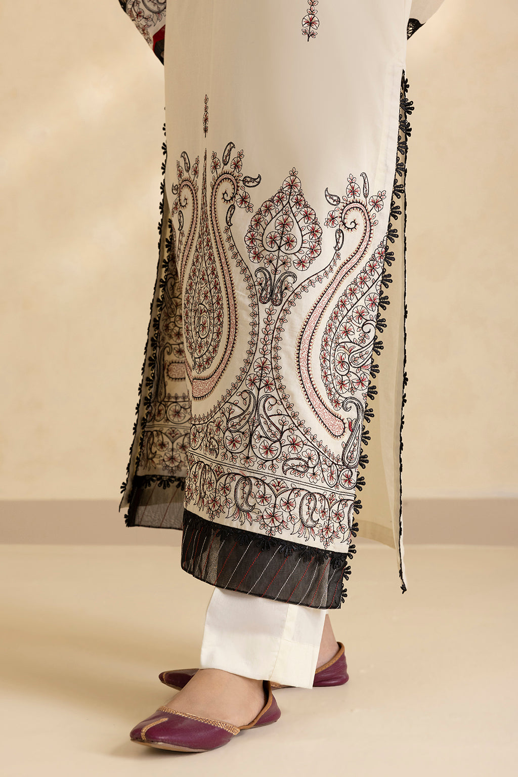 Embroidered Shirt Shalwar Dupatta - 0470