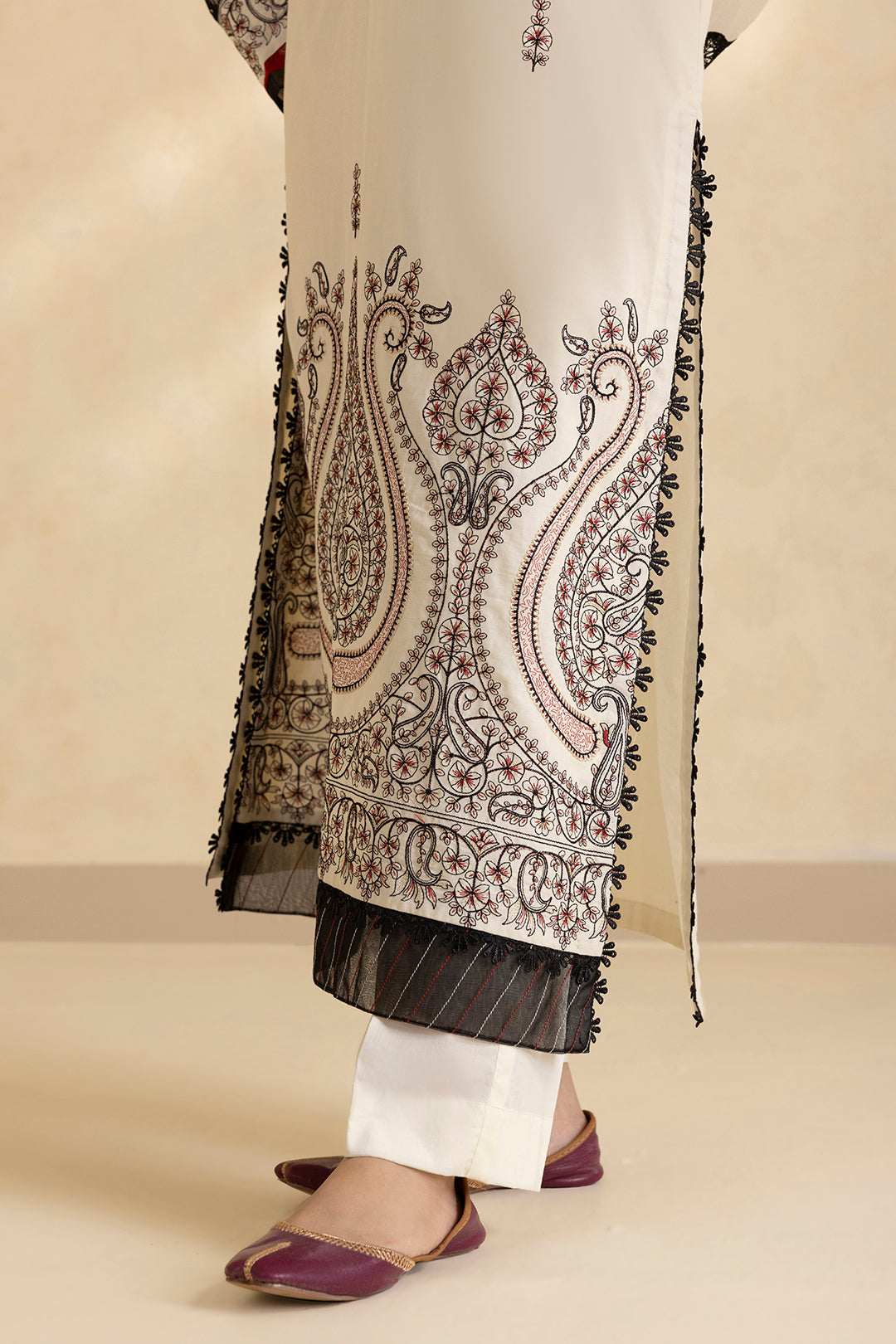 Embroidered Shirt Shalwar Dupatta - 0470