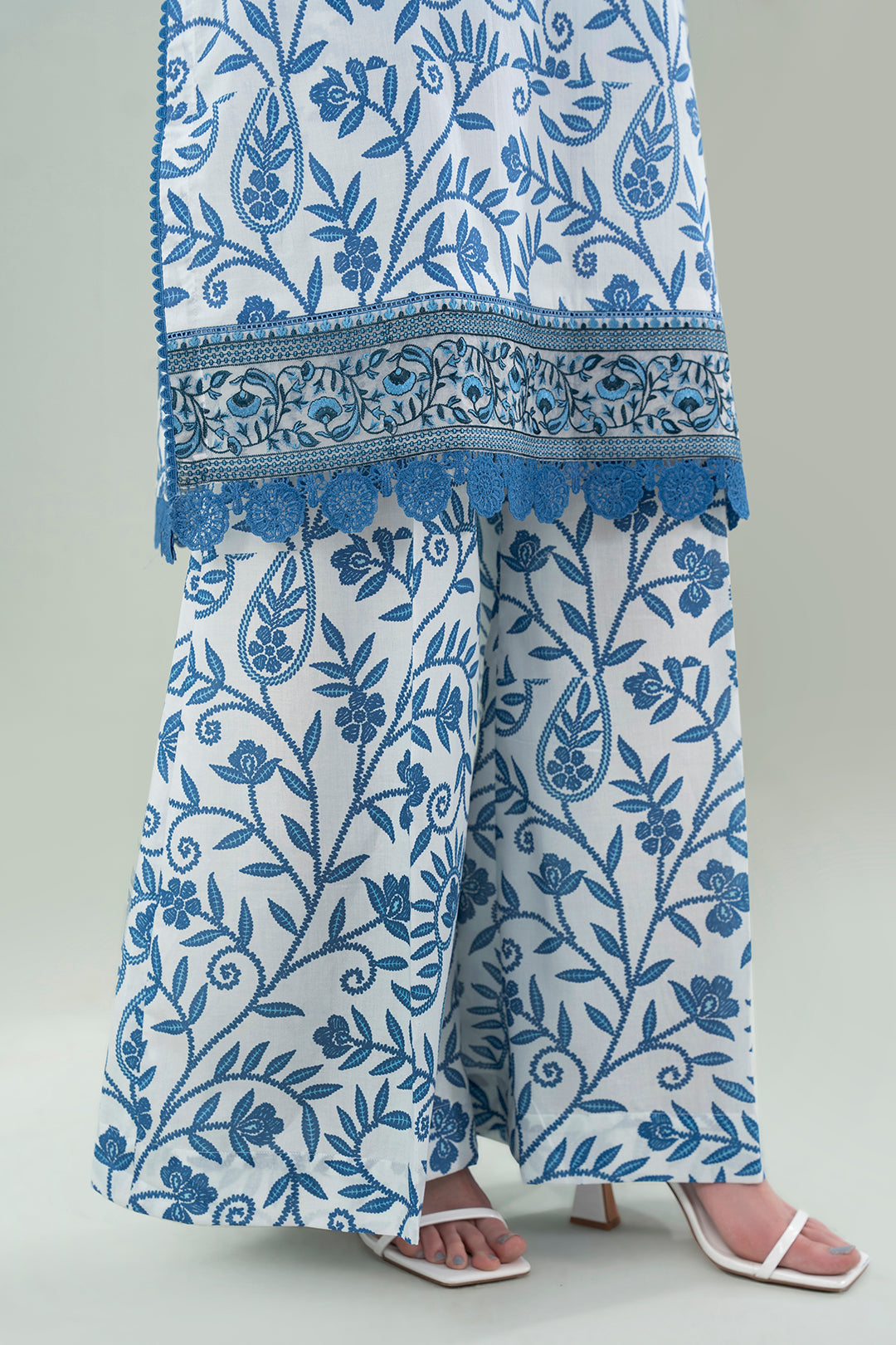 Embroidered Shirt Shalwar Dupatta - 0526
